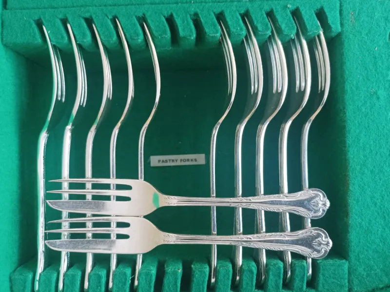 Pamono Canteen of Cutlery from Webber & Hill, 1930s, Set of 157