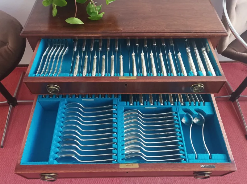 Pamono Canteen of Cutlery from Walker & Hall, 1930s, Set of 117> Cutlery & Serving Utensils