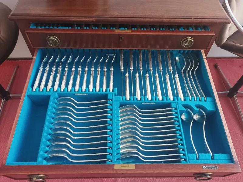 Pamono Canteen of Cutlery from Walker & Hall, 1930s, Set of 117> Cutlery & Serving Utensils