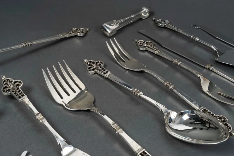 Pamono Cardeilhac Silver Cutlery Set with Minerva Hallmark, 1890s, Set of 150> Cutlery & Serving Utensils