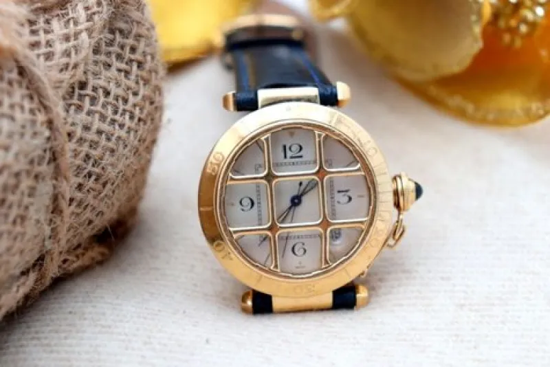 Pamono Cartier Pasha Model Gold Wristwatch> Watches
