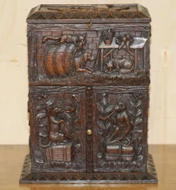 Best Pamono Carved Black Forest Wood Smoking Pipe Cabinet Box, 1870s