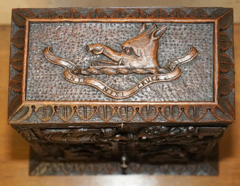 Best Pamono Carved Black Forest Wood Smoking Pipe Cabinet Box, 1870s