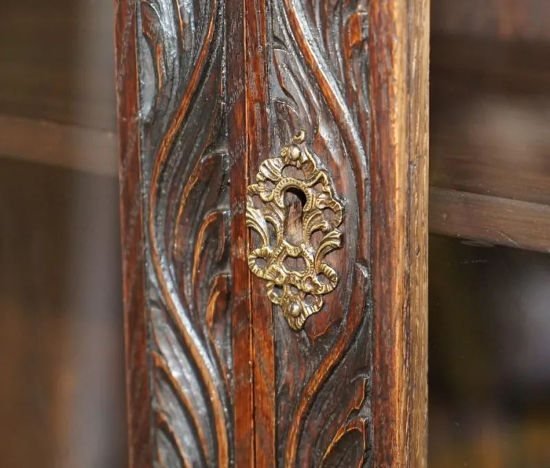 Outlet Pamono Carved English Oak Library Desk with Lions Head Brass Handles, 1860s