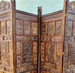 Pamono Carved Hardwood Four-Panel Anglo Indian Folding Screen, 1890s> Room Dividers & Screens