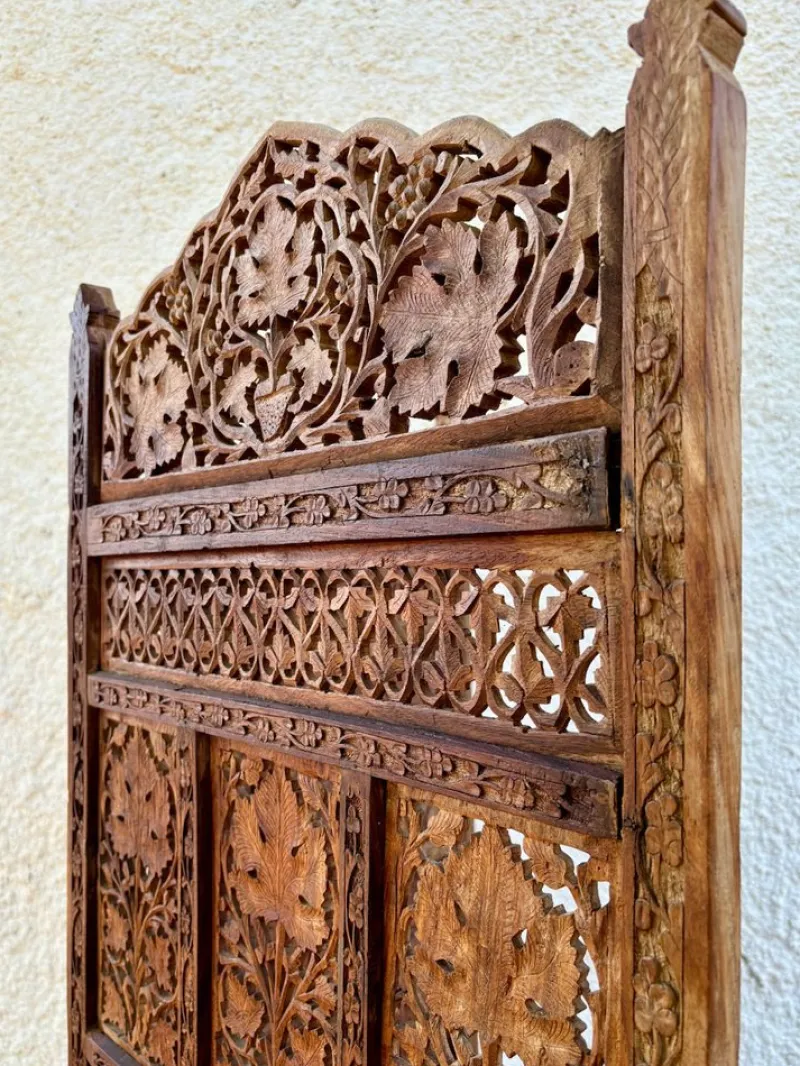 Pamono Carved Hardwood Four-Panel Anglo Indian Folding Screen, 1890s> Room Dividers & Screens