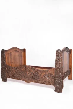 Sale Pamono Carved Walnut Bed, End of 19th Century