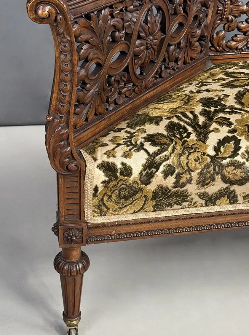 Pamono Carved Wooden Bench, 1880> Benches