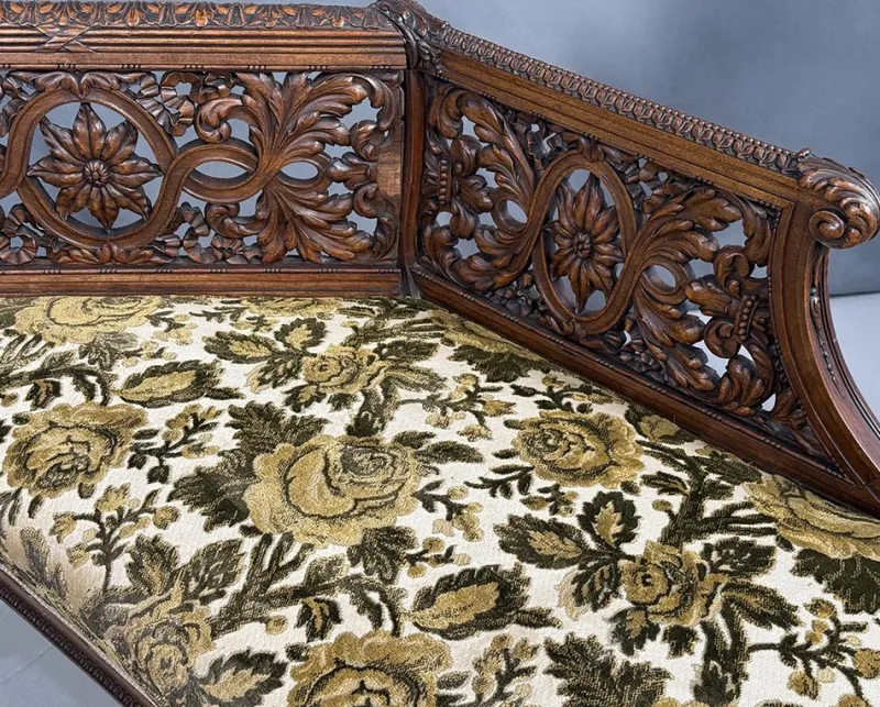 Pamono Carved Wooden Bench, 1880> Benches
