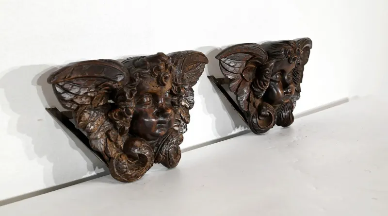 Pamono Carved Wooden Cherubs, Late 19th Century, Set of 2> Architectural Elements
