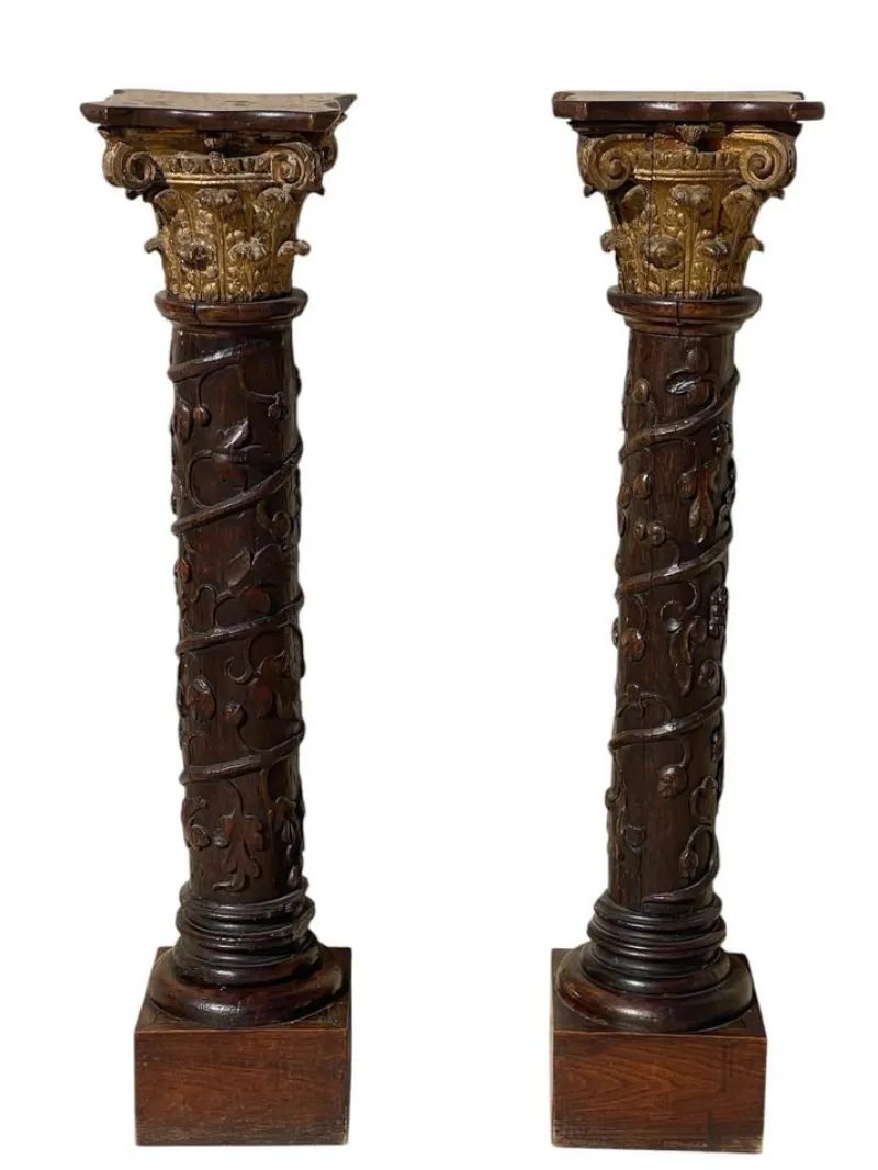 Pamono Carved Wooden Columns, Set of 2> Pedestals And Columns