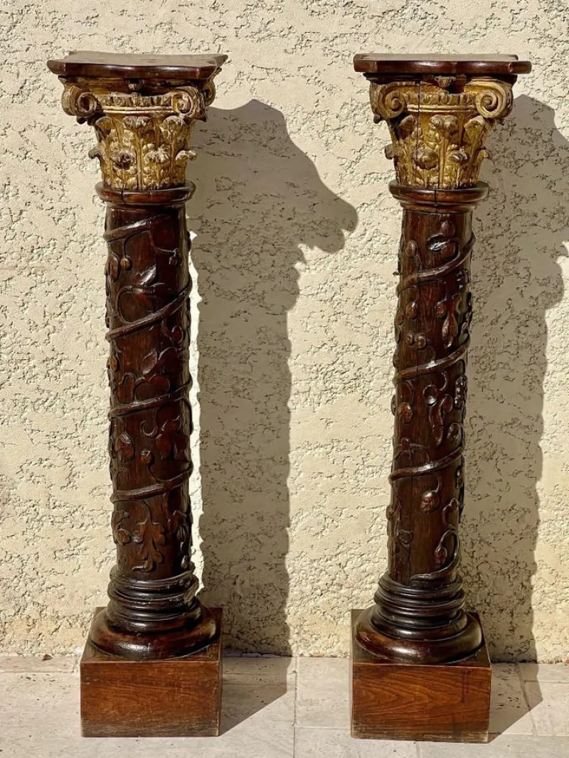 Pamono Carved Wooden Columns, Set of 2> Pedestals And Columns