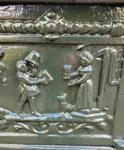 Pamono Cast Iron English Mailbox Letterbox on Leg Green><noscript><img width=