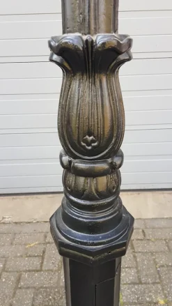 Pamono Cast Iron Lamp Post Doetinchem with Cast Iron Hexagon Lantern