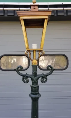 Best Pamono Cast Iron Lamp Post M2 with Copper Square Lantern