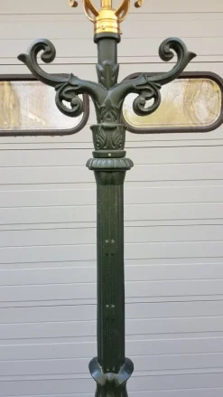 Pamono Cast Iron Lamp Post M2 with Round Copper Lantern><noscript><img width=