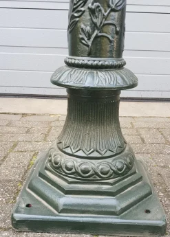 Pamono Cast Iron Lamp Post Romantica with Hexagon Cast Iron Lantern><noscript><img width=