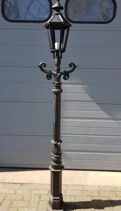 Clearance Pamono Cast Iron Lamp Post with Hexagon Cast Iron Lantern