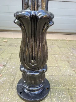 Pamono Cast Iron Lamp with Round Cast Iron Lantern><noscript><img width=