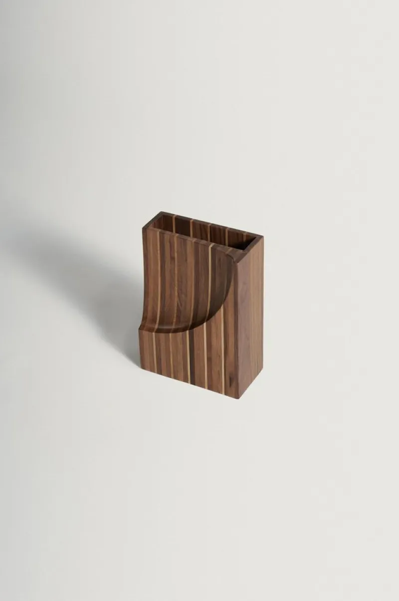 Pamono Cava Vase by Rosana Sousa