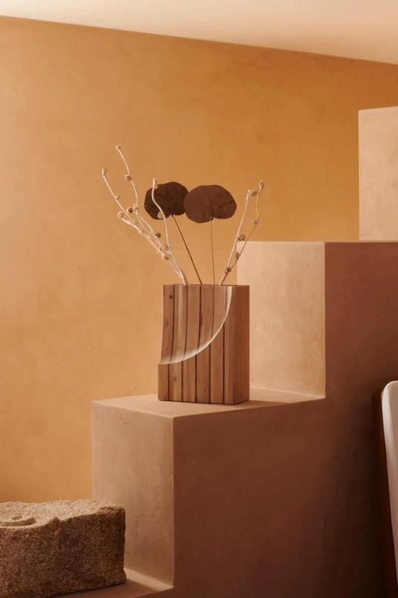 Sale Pamono Cava Vase by Rosana Sousa