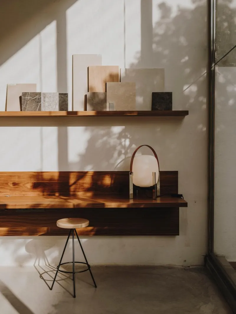 Discount Pamono Cesta Metálica with Leather Handle Table Lamp by Miguel Milá
