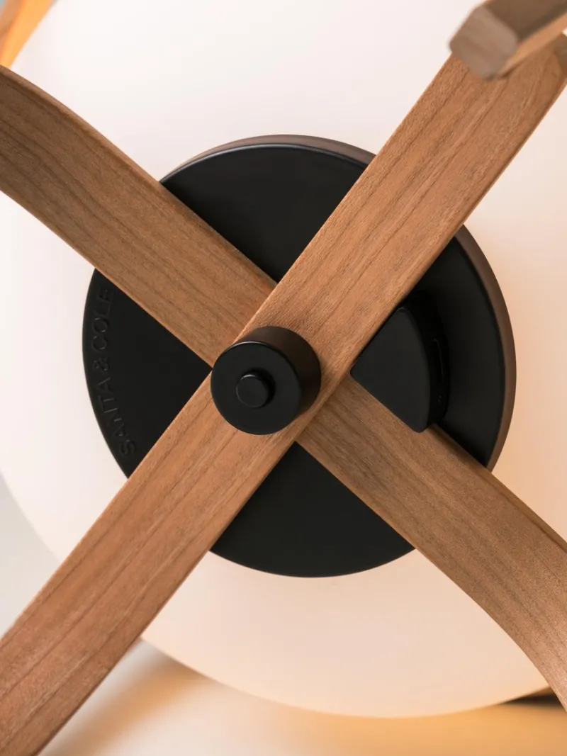 Best Pamono Cestita Batería Table Lamp by Miguel Milá