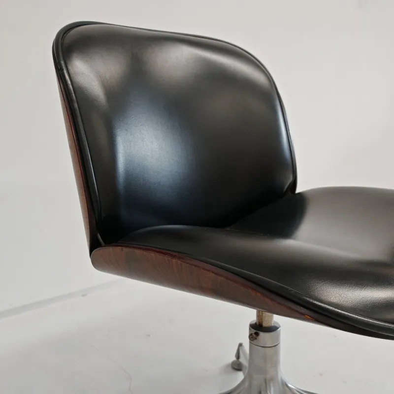 Pamono Chair in Black Eco-Leather and Walnut from Mim Roma, 1960s> Office Chairs