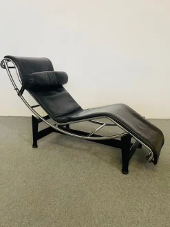 Sale Pamono Chaise Lounge by Le Corbusier for Cassina, 1990s