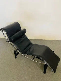 Sale Pamono Chaise Lounge by Le Corbusier for Cassina, 1990s
