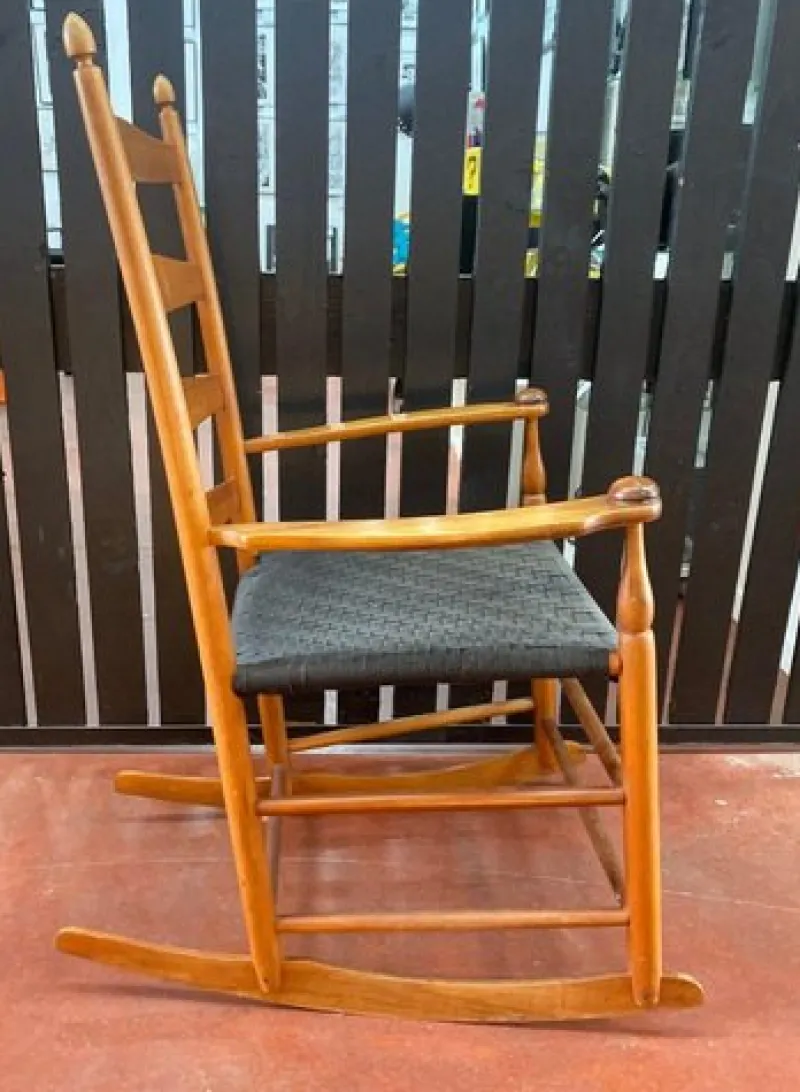 Pamono Cherry Rocking Chair, 1970s> Rocking Chairs