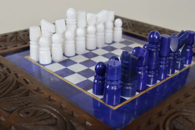 Clearance Pamono Chess Table with Chess Pieces in Handcarved Cedar, 1990s, Set of 17