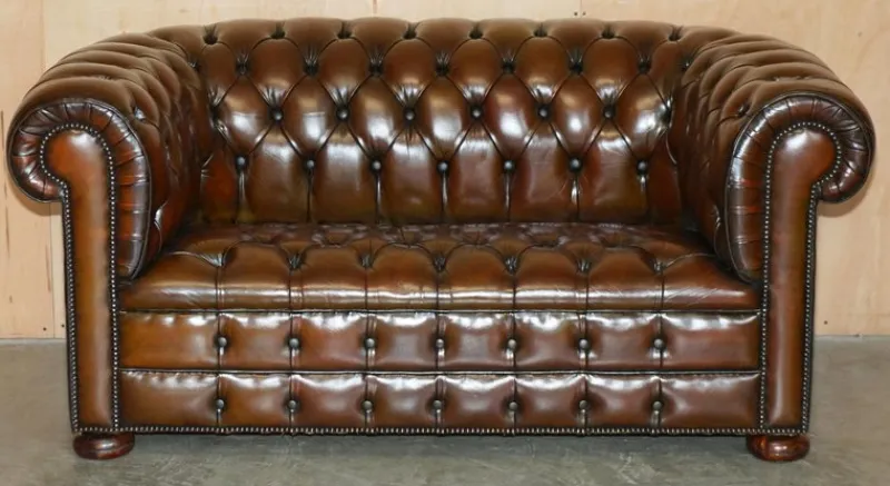 Pamono Chesterfield Two-Seater Sofa in Brown Leather, 1920s> Couches & Sofas