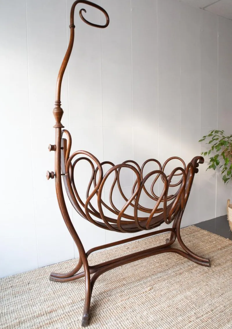 Pamono Child Cradle by Jacob & Josef Kohn for Thonet, 1895> Children's Chairs