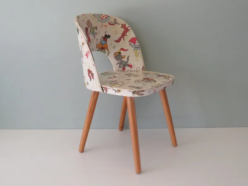 Pamono Children's Chair with Fairytale Skai Upholstery, 1950s> Children's Chairs