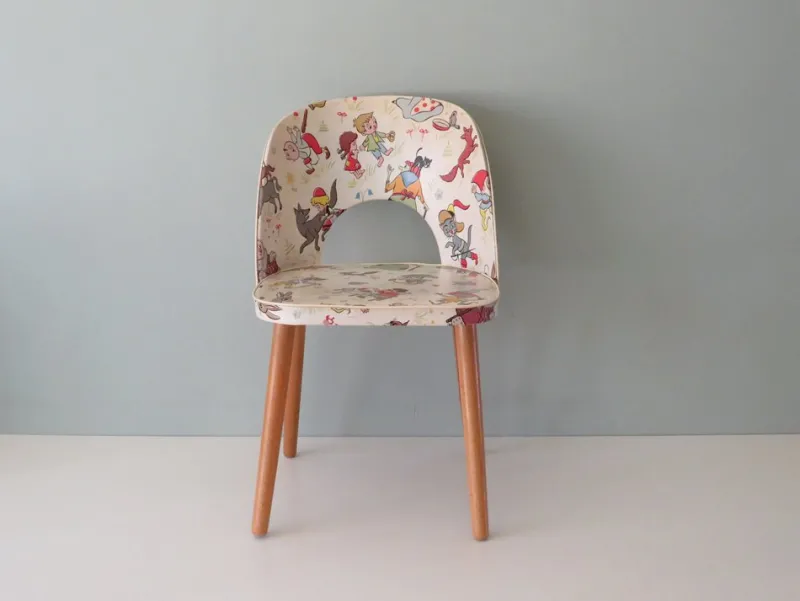 Pamono Children's Chair with Fairytale Skai Upholstery, 1950s> Children's Chairs
