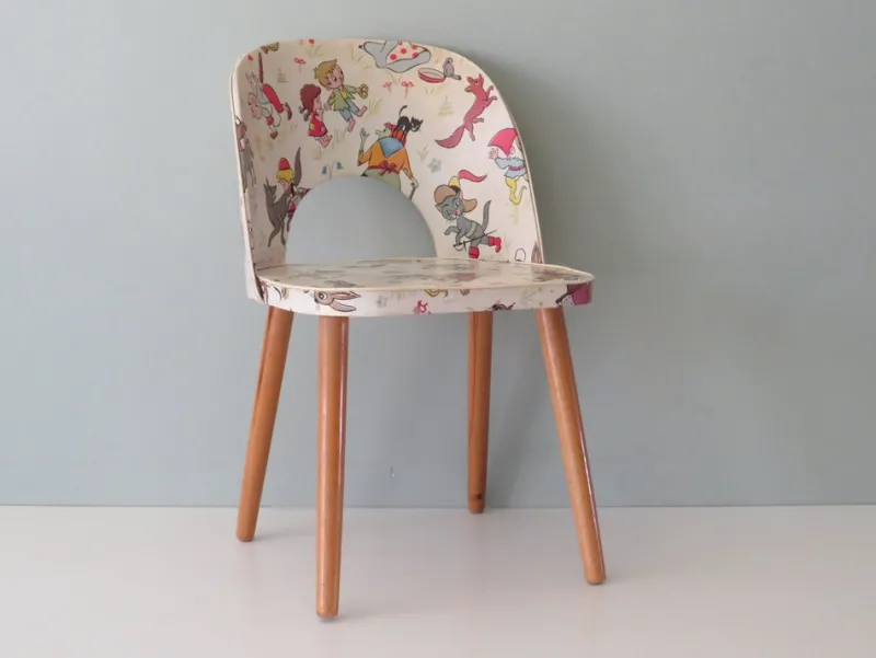 Pamono Children's Chair with Fairytale Skai Upholstery, 1950s> Children's Chairs
