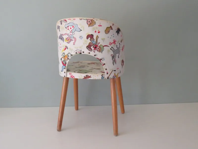 Pamono Children's Chair with Fairytale Skai Upholstery, 1950s> Children's Chairs