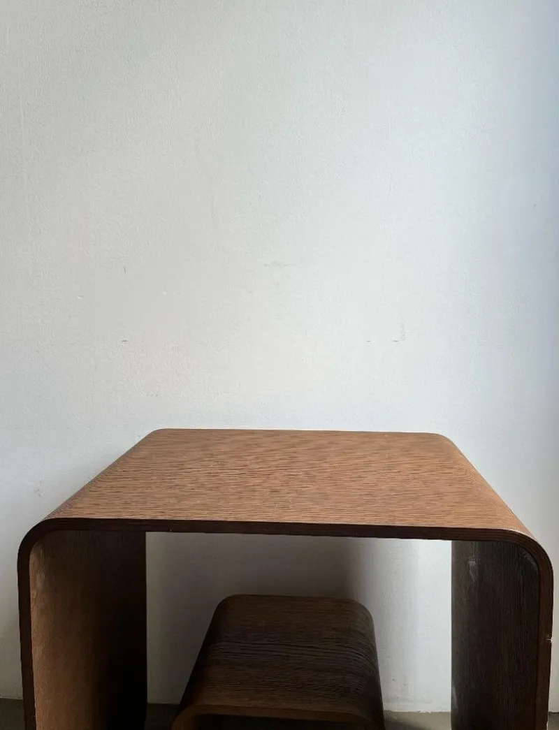Pamono Children's Desk with Stool in Curved Wood, 2010s, Set of 2> Children's Tables