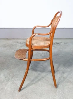 Sale Pamono Childrens High Chair in Beech Wood from Thonet