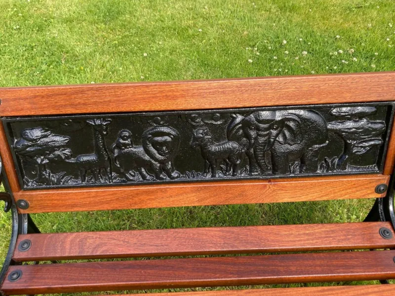 Outlet Pamono Childrens Safari Animals Themed Hand Painted Cast Iron & Mahogany Garden Bench