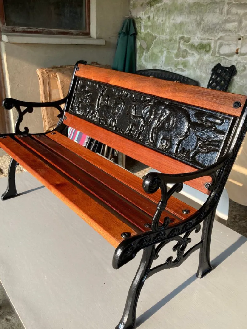 Outlet Pamono Childrens Safari Animals Themed Hand Painted Cast Iron & Mahogany Garden Bench