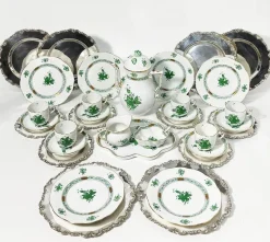Pamono Chinese Bouquet Apponyi Green Porcelain Coffee Set with Silver from Herend Hungary, Set of 28><noscript><img width=