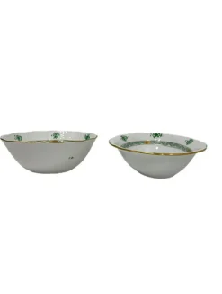 Clearance Pamono Chinese Porcelain Apponyi Green Bouquet Bowl and Oval Dish from Herend Hungary, Set of 2