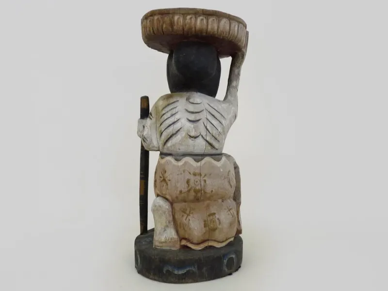 Hot Pamono Chinese Sculptural Plant Pedestal in Polychrome Carved Wood, Early 20th Century