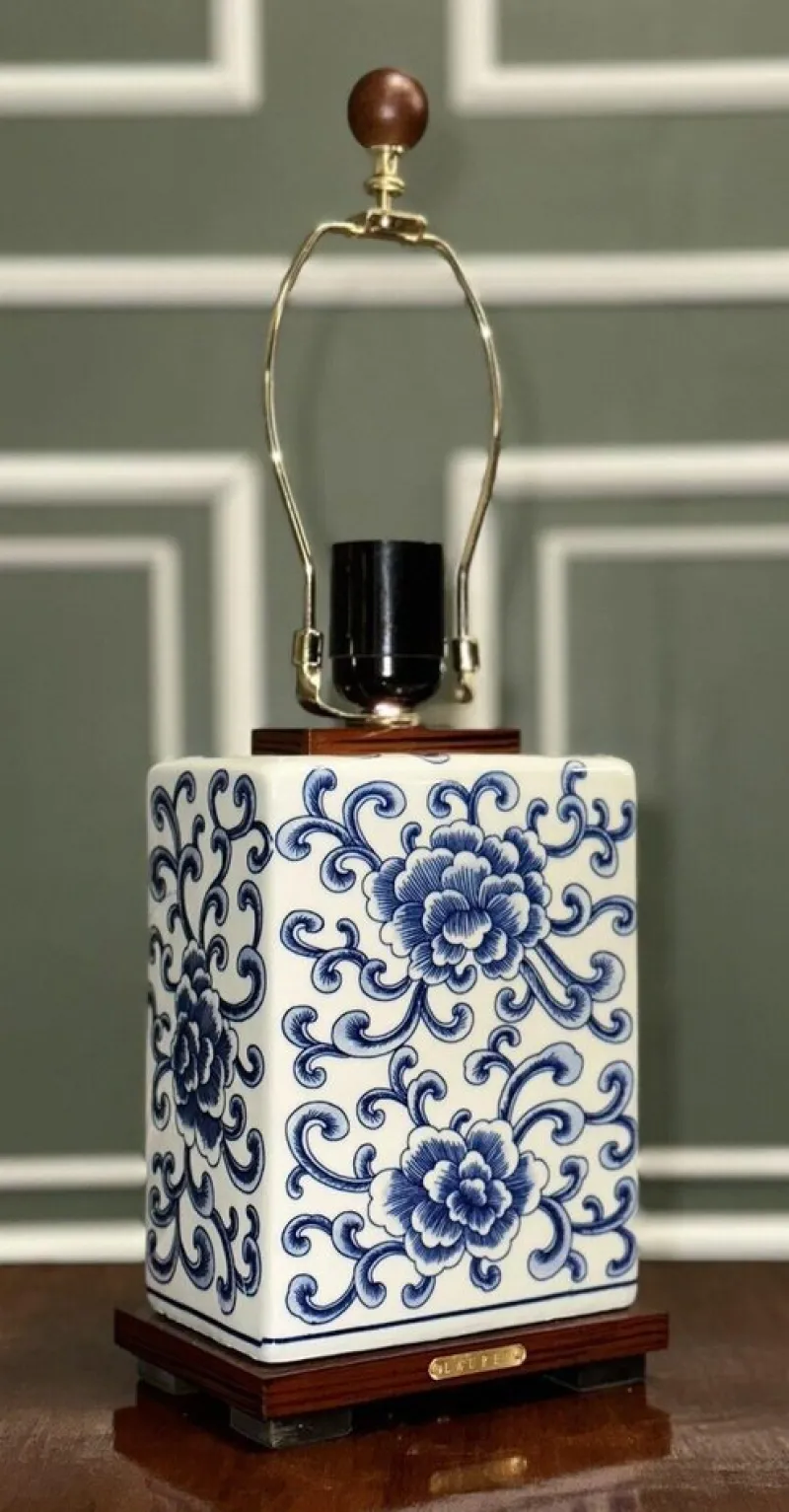 Pamono Chinese Style Blue and White Porcelain Table Lamps from Ralph Lauren, Set of 2> Table Lamps