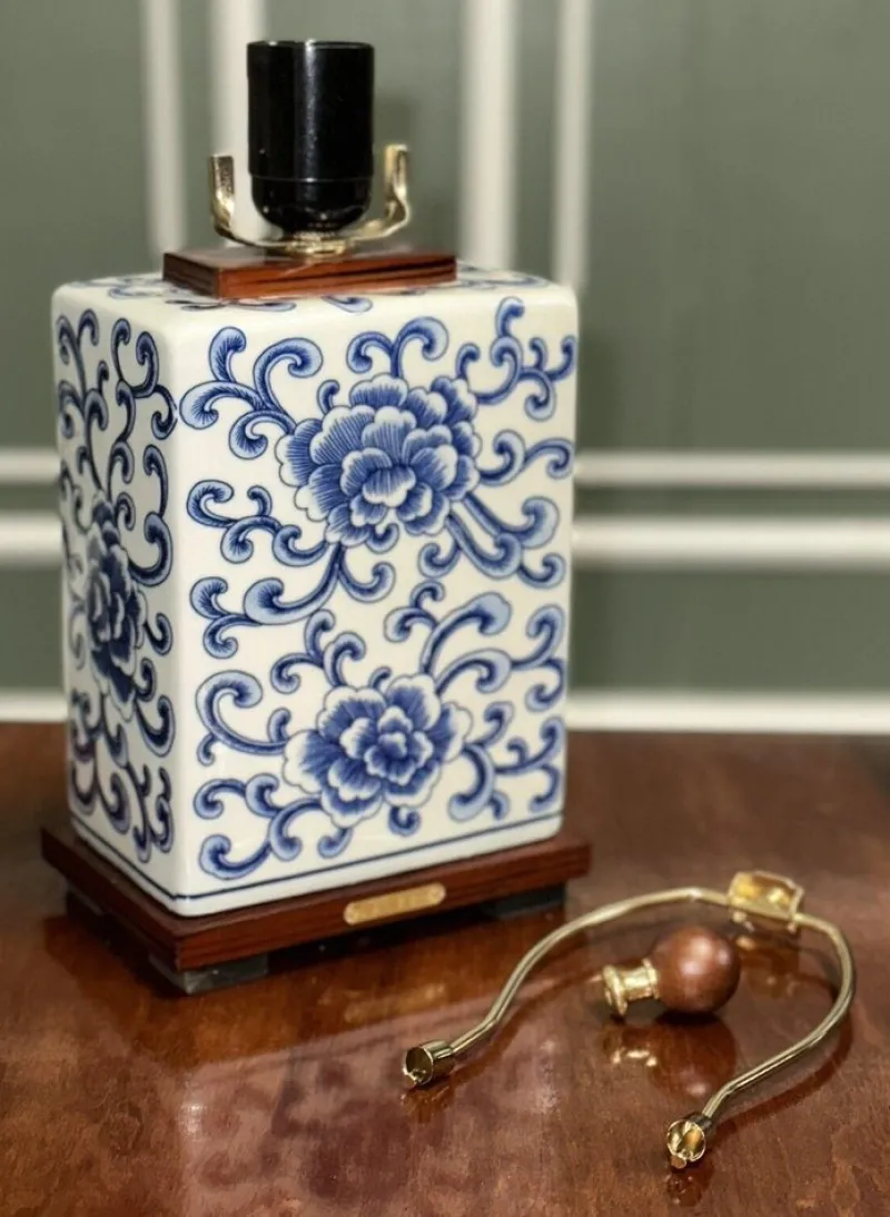 Pamono Chinese Style Blue and White Porcelain Table Lamps from Ralph Lauren, Set of 2> Table Lamps