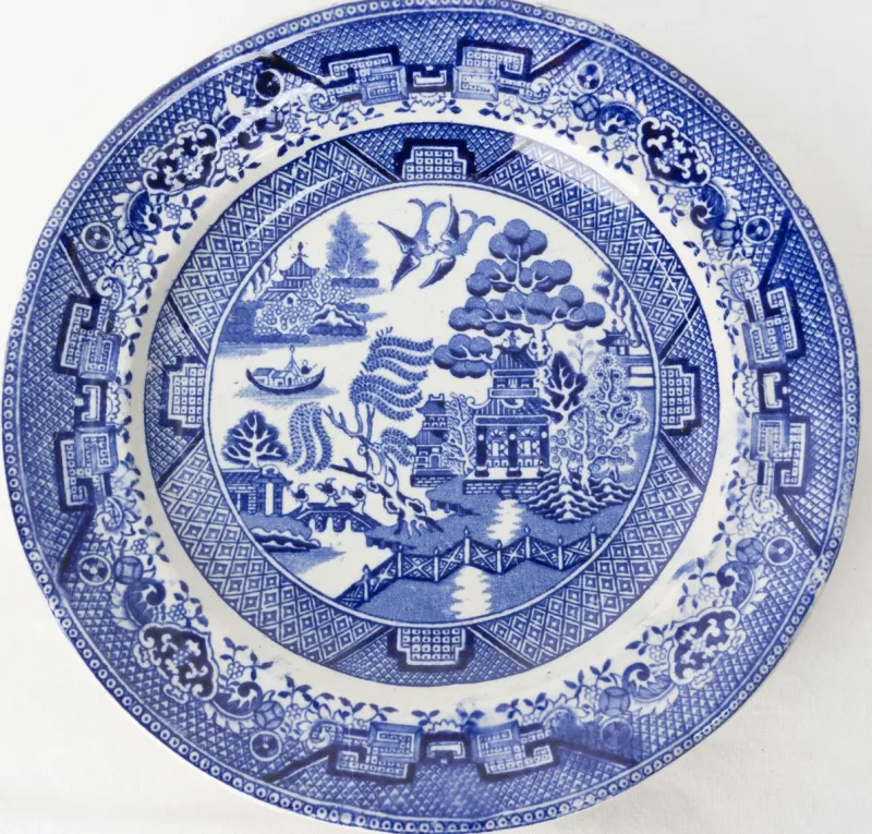 Pamono Chinese Style Faience Plates from Staffordshire, England, 19th Century, Set of 12> Dinner Plates & Bowls