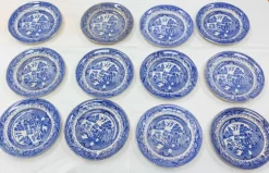 Pamono Chinese Style Faience Plates from Staffordshire, England, 19th Century, Set of 12><noscript><img width=