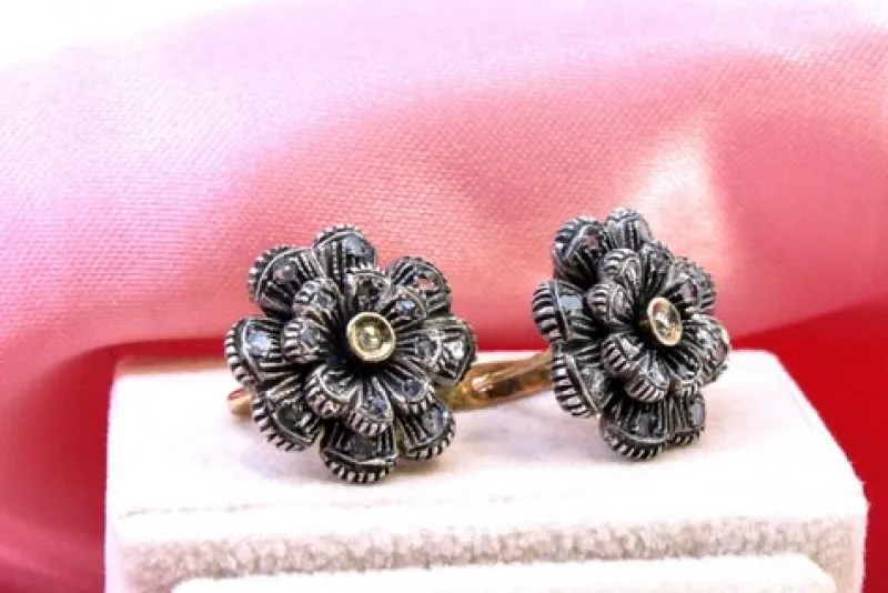 Pamono Circular Earrings in Gold and Silver with Flower-Shaped Diamond Chips, Set of 2
